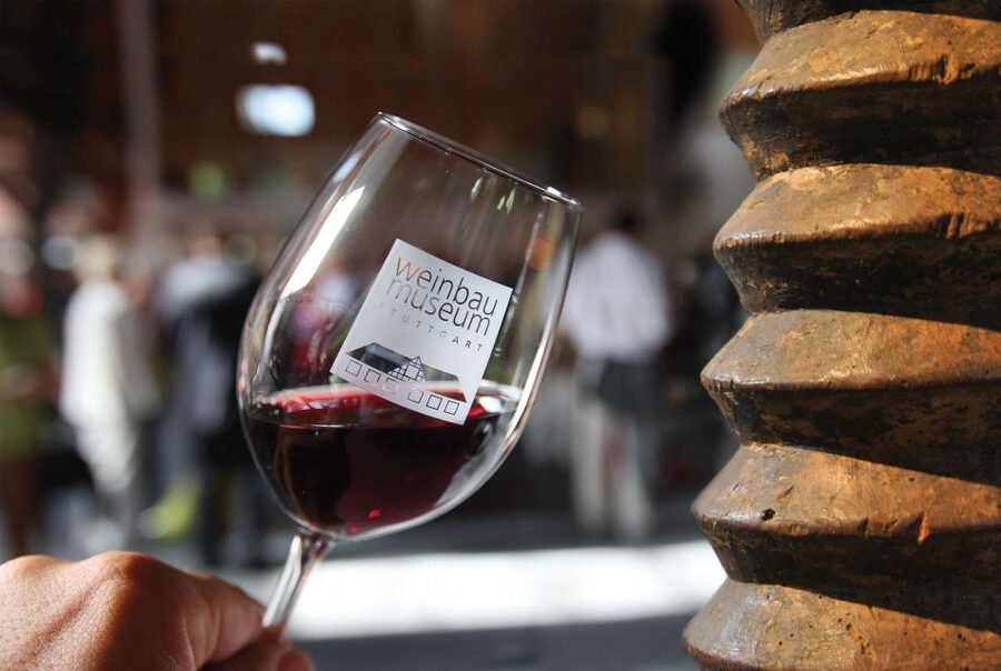 Stuttgart: Stuttgart Wine Museum Wine Tasting - Three Stuttgart wines in one compact hour
