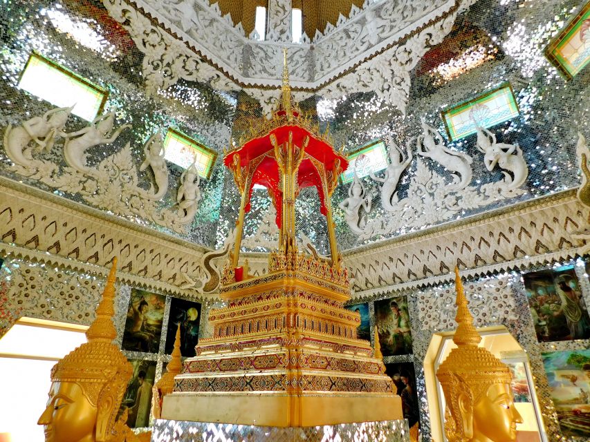 Takua Pa: Food Market, Tsunami Museum, Temple, & Old Town - Takuapa Old Town and its Sino-European streets