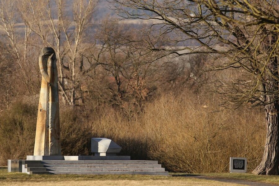 Terezin: Guided Tour of the Concentration Camp and Museum - The Ghetto Museum gives the visit its human context