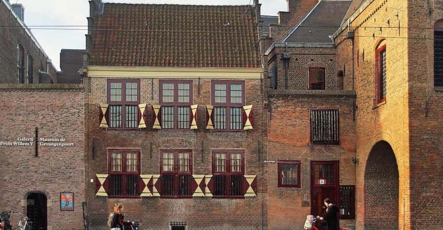 The Hague: Prison Gate Museum - Entering The Hague’s former prison gateway