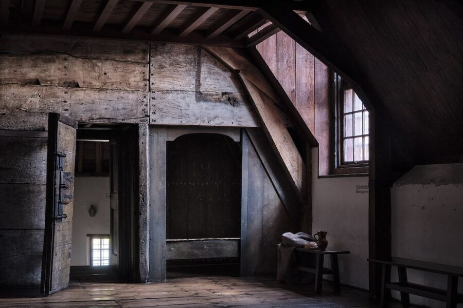 The Hague: Prison Gate Museum - Who will enjoy this museum most?