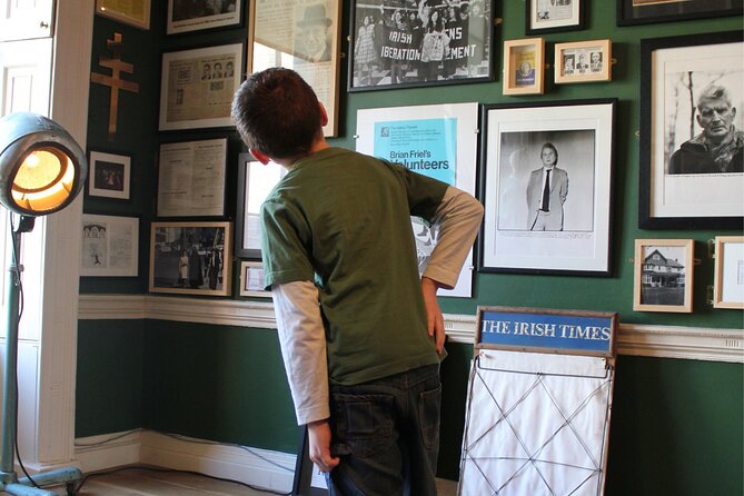 The Little Museum of Dublin Famous Guided Tour - The collection: ordinary objects with Dublin stories