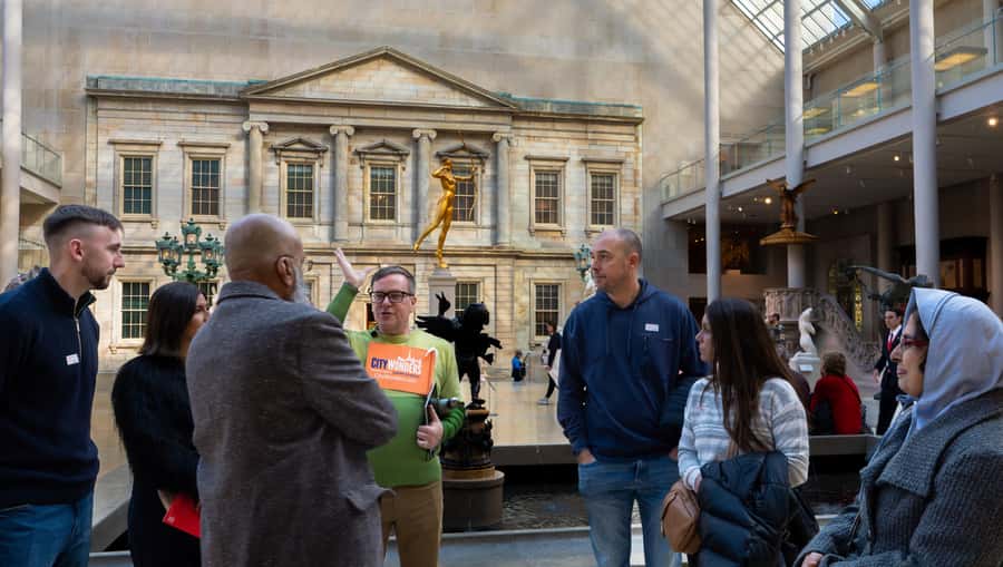 The Met Museum Guided Tour with Skip-the-Line Entry - Why a guide helps at the Metropolitan Museum of Art