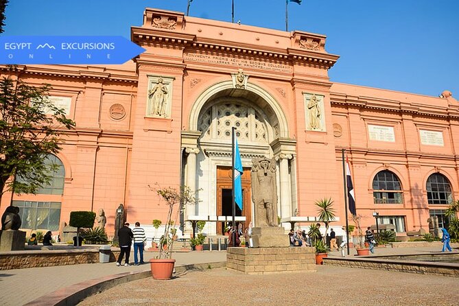 The pyramids & Museum day tour - The four-hour Giza visit