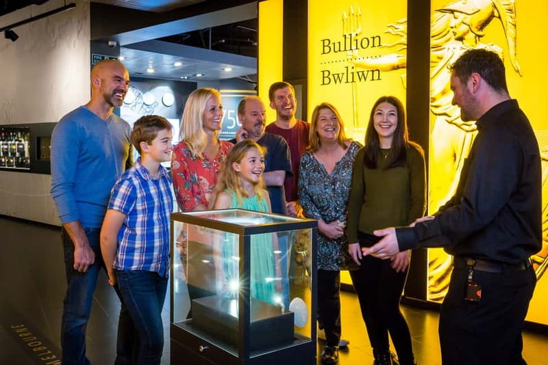 The Royal Mint Experience: Ticket, Guided Tour & Exhibition - From the Tower of London to modern coin production