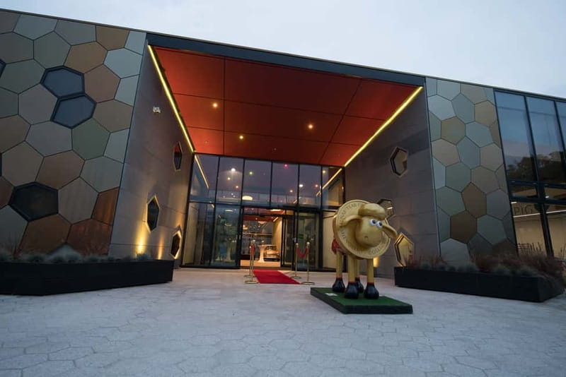 The Royal Mint Experience: Ticket, Guided Tour & Exhibition - Practical details for planning your visit