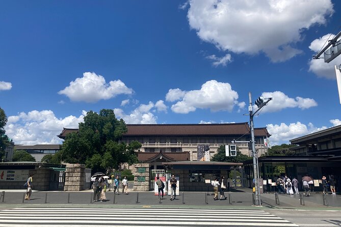Tokyo National Museum Private Tour - Why the Tokyo National Museum works as a first stop