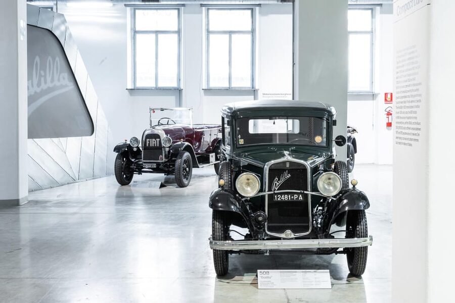 Torino: FIAT Historic Museum and Lingotto District Tour - Inside the Centro Storico FIAT