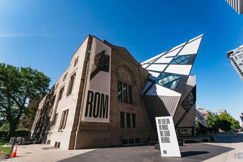 Toronto: Royal Ontario Museum Admission Ticket - Why the ROM works for both dinosaur fans and serious museumgoers