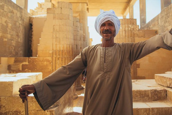 Tour to Giza Pyramids and The Egyptian Museum - What is included and what costs extra