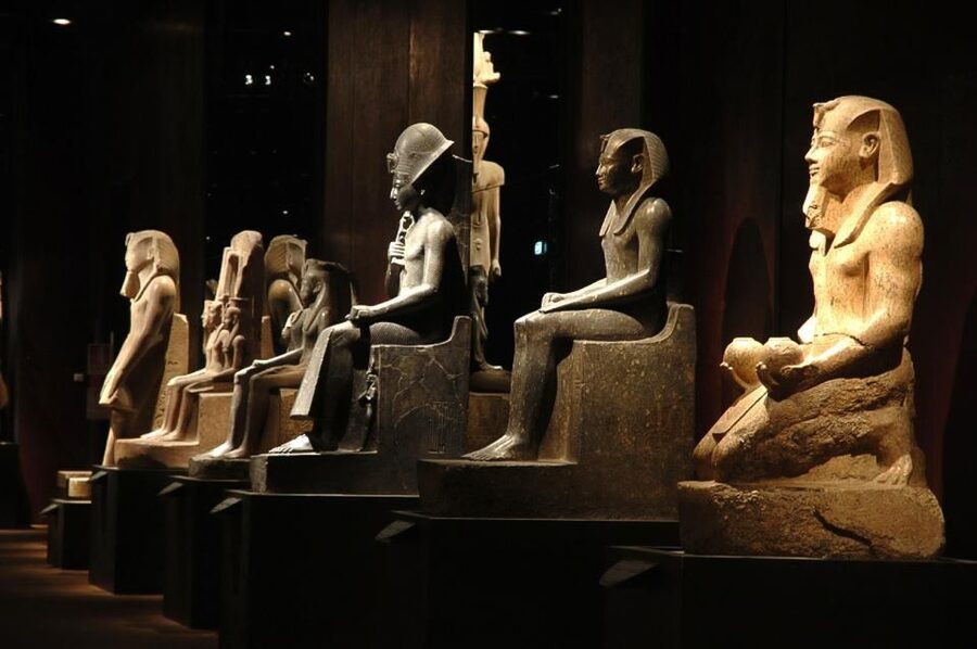 Turin: Egyptian Museum Skip-the-Line Private Guided Tour - Two hours with a private guide