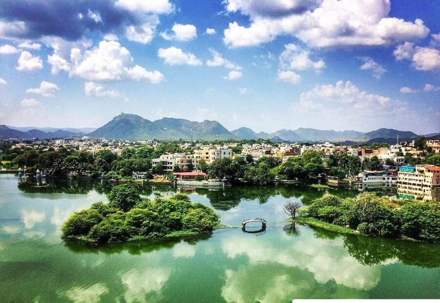 Udaipur: City Palace Museum Tour and Lake Pichola Boat Tour - Should you book it?