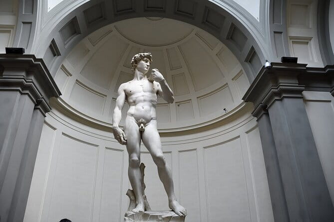 Uffizi Gallery Entrance Ticket with Priority Access - Michelangelo, Leonardo, Raphael, and Titian