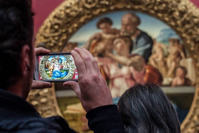 Uffizi Gallery Entrance Ticket with Priority Access - Finding the meeting point at Piazzale degli Uffizi, 6