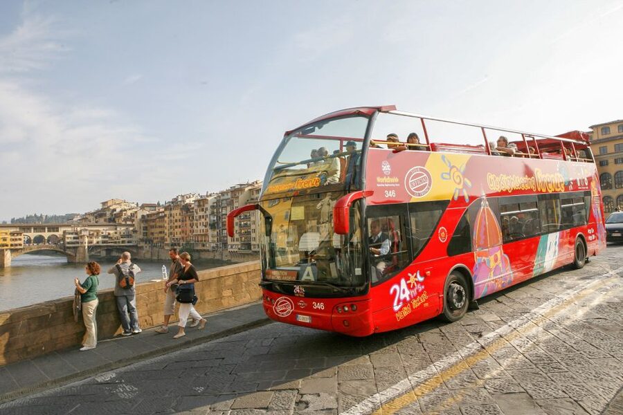 Uffizi Gallery & Hop-on Hop-off Bus Tour - Collecting the voucher at Santa Maria Novella