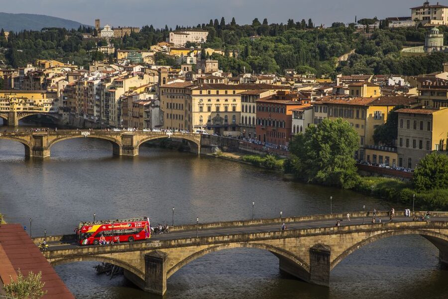 Uffizi Gallery & Hop-on Hop-off Bus Tour - The bus is where the value becomes uncertain