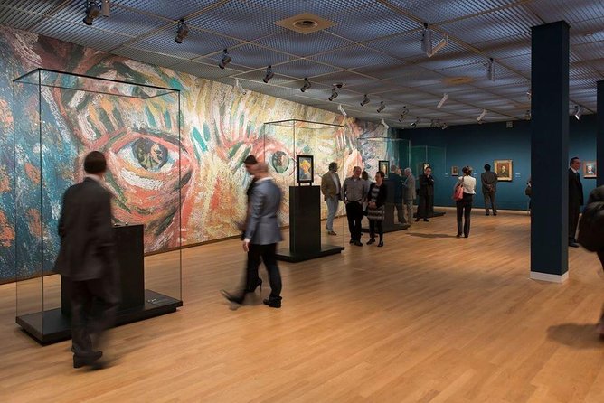 Van Gogh Museum Tour excluding Entrance Tickets - What makes the private format useful