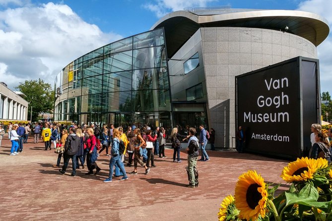 Van Gogh Museum Tour Reserved Entry Semi Private - What the guides do best
