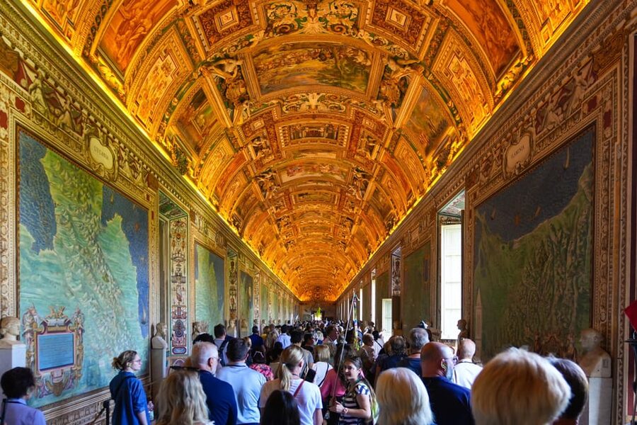 Vatican Museums and Sistine Chapel Entry Ticket - Finding The Tour Guy Meeting Point