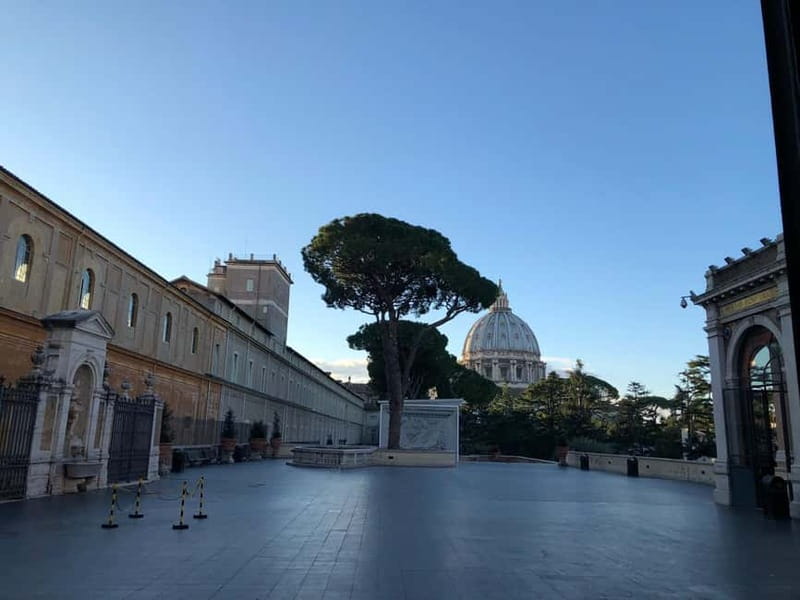 Vatican: Museums First-Access Small-Group Tour with Guide - Why the 8 AM entry matters at the Vatican
