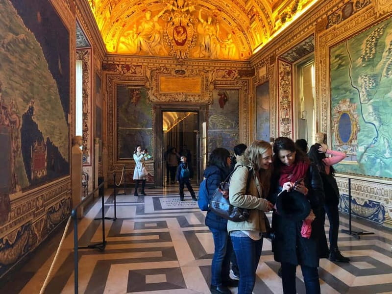 Vatican: Museums First-Access Small-Group Tour with Guide - Raphael Rooms: Renaissance art with a clear purpose