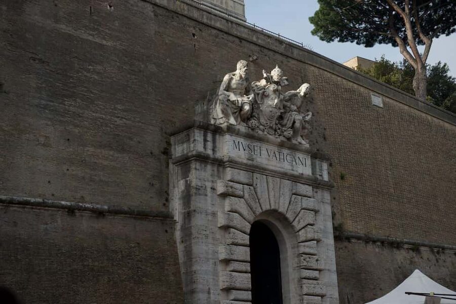 Vatican Museums, Sistine Chapel and Basilica guided tour - Why the Vatican’s skip-the-line access is worth paying for