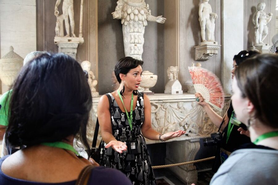 Vatican: Museums & Sistine Chapel Entrance Ticket - The audio guide and the question of a live guide