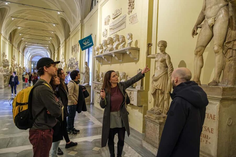 Vatican Museums & Sistine Chapel Guided Tour - What the three-hour pace feels like