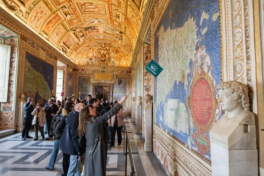 Vatican Museums & Sistine Chapel Guided Tour - Why the Vatican route works in 2.5 hours