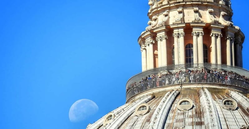 Vatican Museums & Sistine Chapel: Priority Entry Ticket - Clothing, identification, and practical restrictions