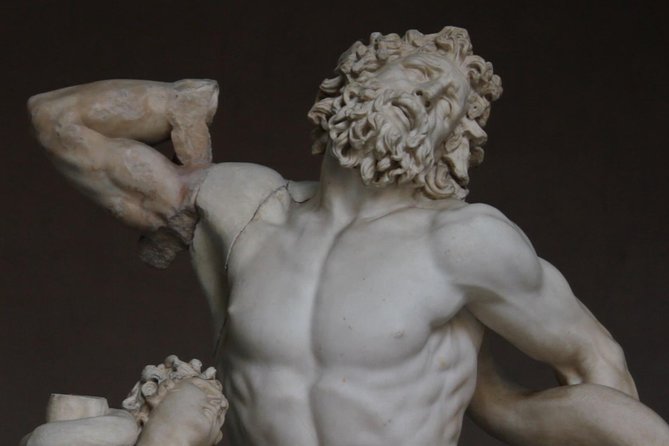 Vatican Museums & Sistine Chapel Tour - Small Group Max 10ppl - The crowd problem, even with priority entry