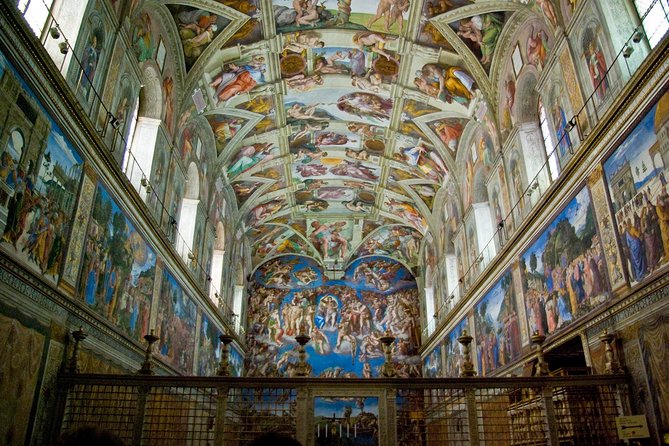 Vatican Museums Sistine Chapel Tour with access to St Peter - Entering the Vatican Museums with a planned route