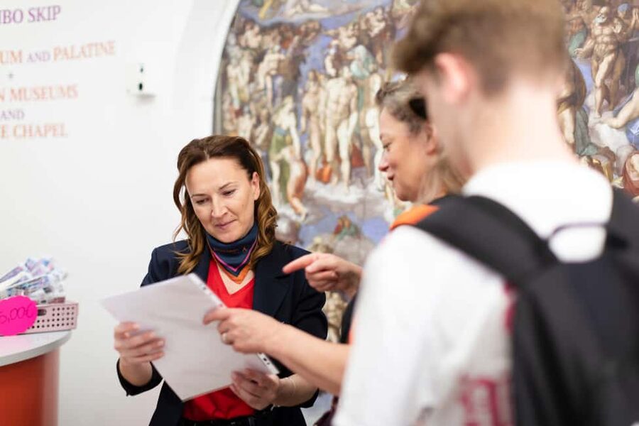 Vatican: Sistine Chapel and Vatican Museums Guided Tour - Why the Vatican Museums need a guided route