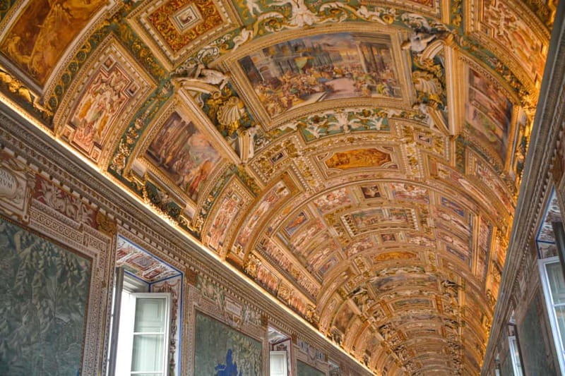 Vatican Tour: Museums, Sistine Chapel & Opt Basilica Entry - The optional route into St. Peter’s Basilica