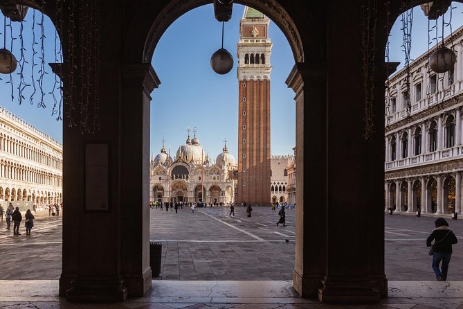Venice's Best: Basilica, Doge's Palace, Gondola & History Gallery - Price, group size, and what you really receive