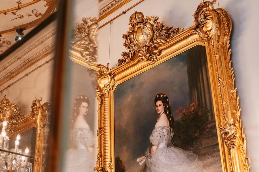 Vienna: Hofburg and Empress Sisi Museum Guided Tour - Key points before you book