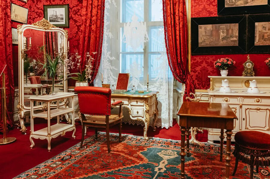 Vienna: Hofburg and Empress Sisi Museum Guided Tour - Who will enjoy this tour most?