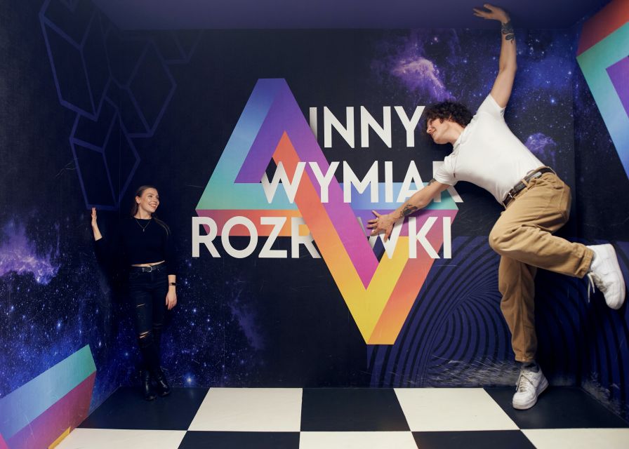 Warsaw: Museum World of Illusion Entry Ticket - Who will enjoy this museum most?