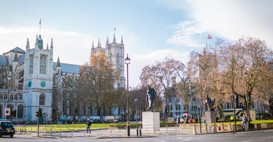 Westminster and National Gallery 3.5-Hour Tour in Italian - The Changing of the Horse Guards