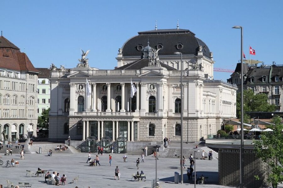 Zurich: City Tour with Lake Cruise + Optional FIFA Museum - Key points to know before booking