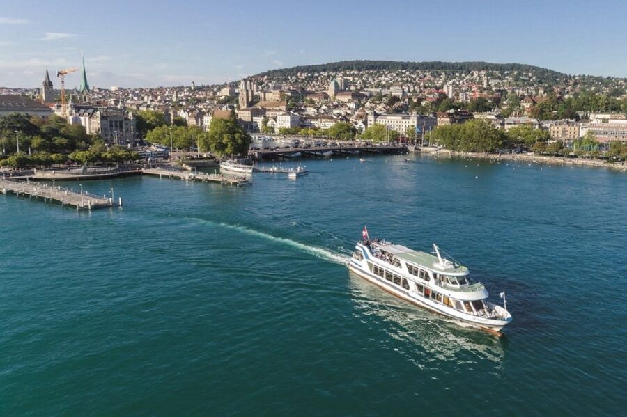 Zurich: City Tour with Lake Cruise + Optional FIFA Museum - Who will get the most from this experience