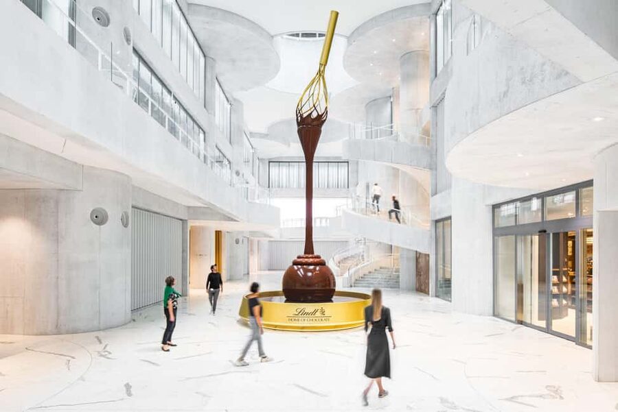 Zurich: Lindt Home of Chocolate Museum Ticket & Transfer - Watching Swiss chocolate being made
