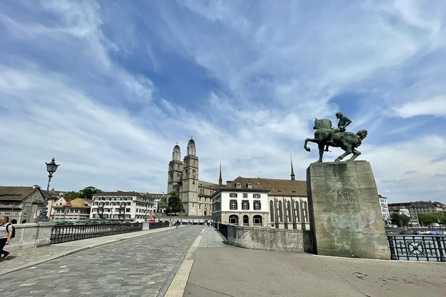 Zurich: Sightseeing Bus Tour with Optional FIFA Museum - Who will get the most from this tour?